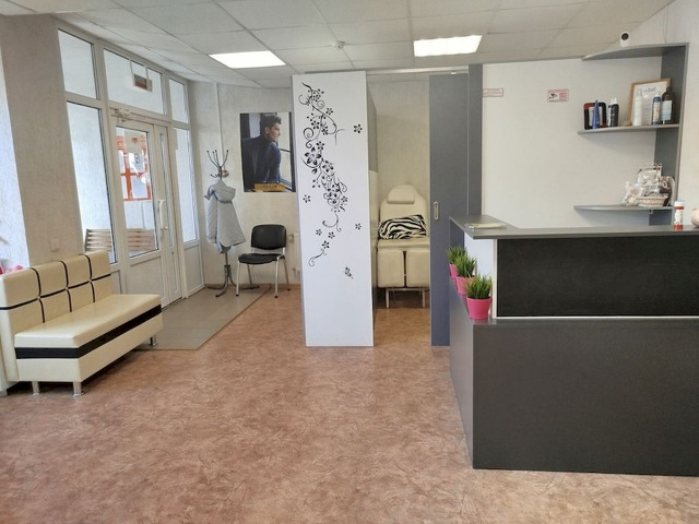 Продажа салона красоты с командой в Московском районе
