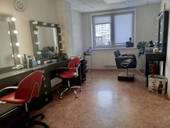 Продажа салона красоты с командой в Московском районе