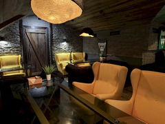 Продажа кальян-бара с кухней на Зыбицкой