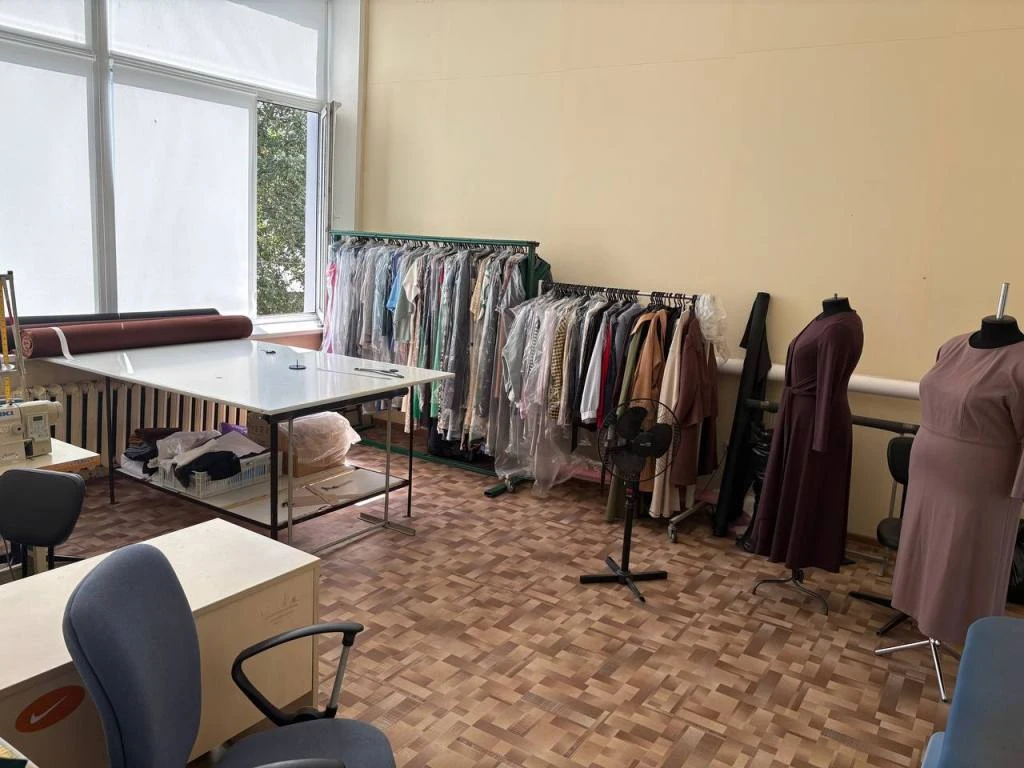 Действующее швейное производство в Минске